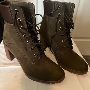 Women's Olive Timberland Lace-Up Boots